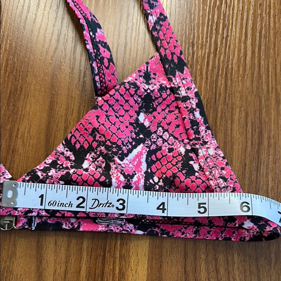 EUC Zaful Pink and Black Snake Print Bikini Top 👽 👽 - Picture 7 of 8
